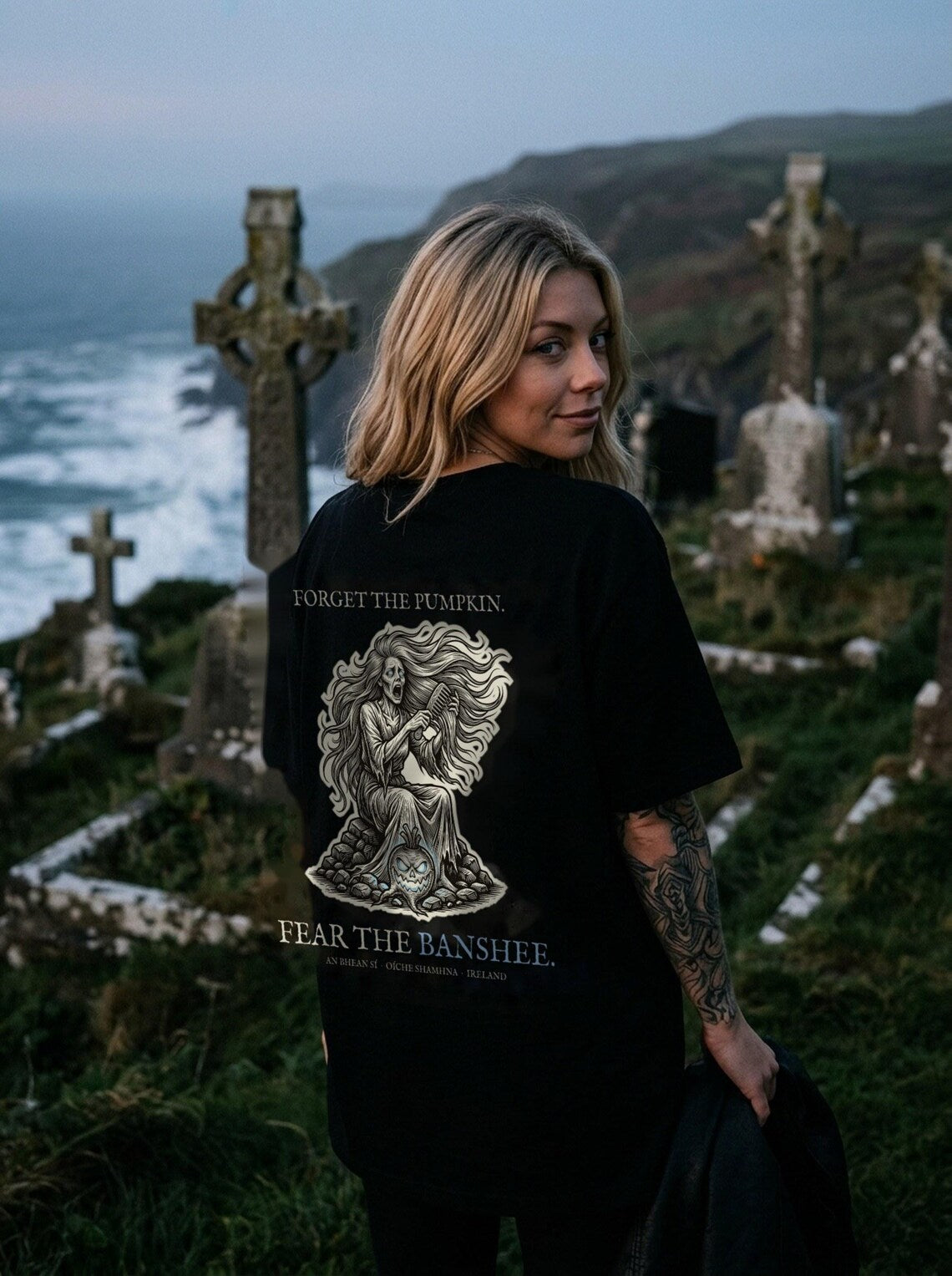 Banshee Bean Sí Halloween T-Shirt, Irish Folklore Woodcut Pr