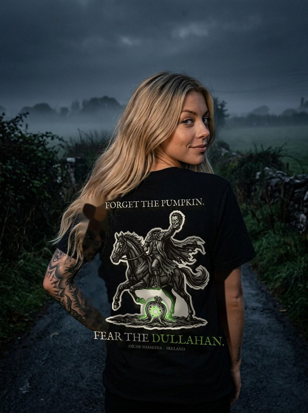Headless Horseman Dullahan T-Shirt, Irish Folklore Halloween Shirt, Woodcut Print (Black)