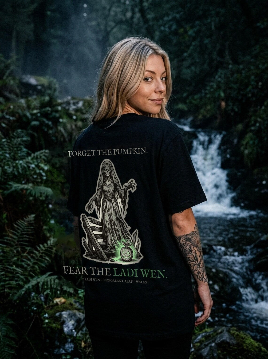 White Lady Ladi Wen Halloween T-Shirt, Welsh Folklore Woodcu